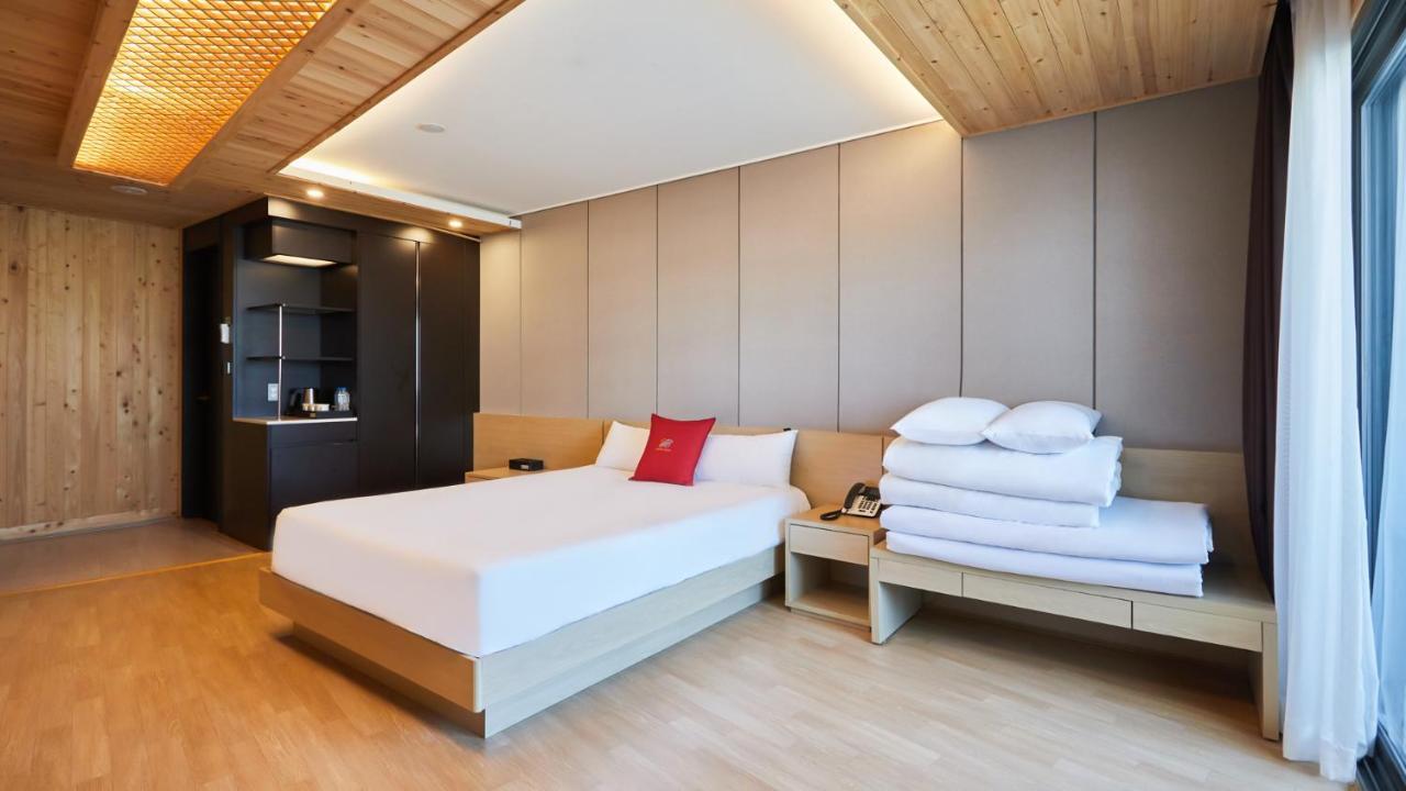 Chuncheon Eston Hotel Ngoại thất bức ảnh