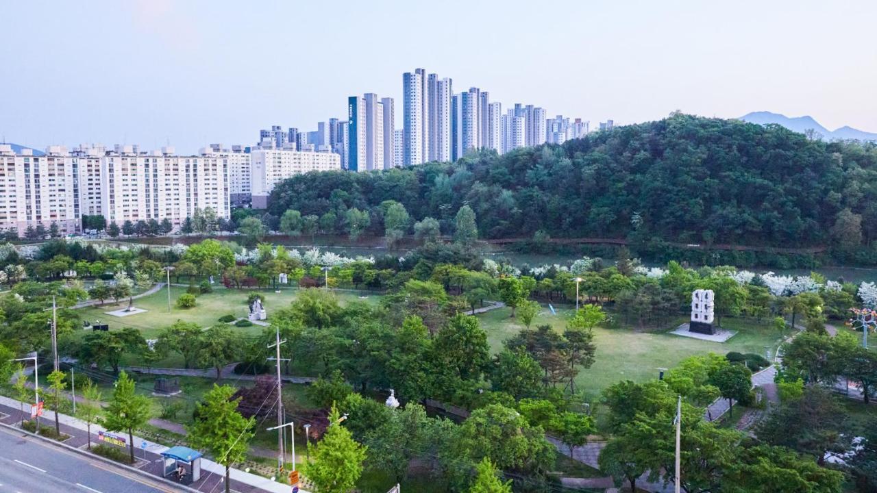 Chuncheon Eston Hotel Ngoại thất bức ảnh